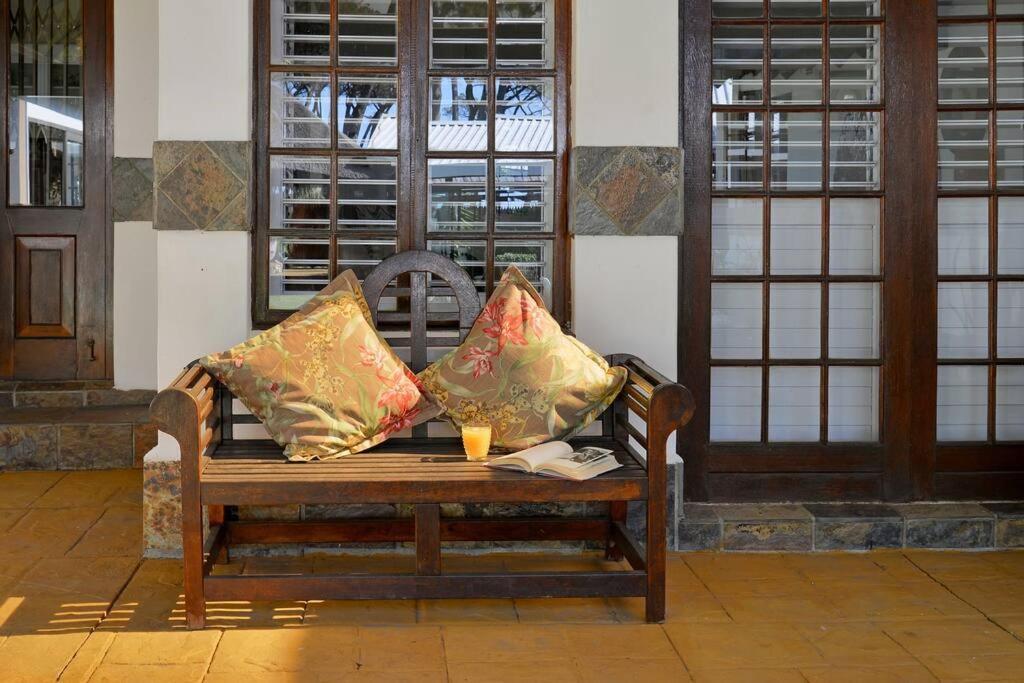 Mawethu Peaceful Garden With Covered Pool And Braai Area Cape Town Ngoại thất bức ảnh