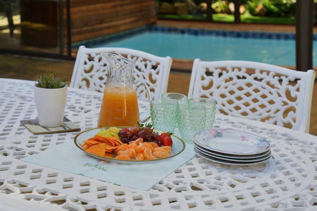 Mawethu Peaceful Garden With Covered Pool And Braai Area Cape Town Ngoại thất bức ảnh
