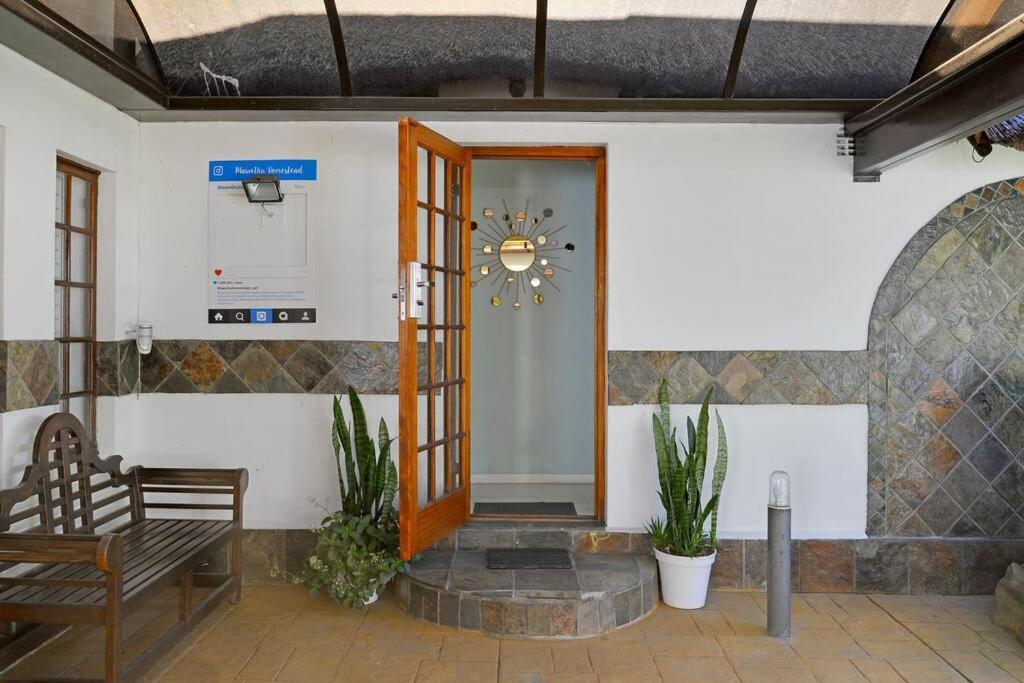 Mawethu Peaceful Garden With Covered Pool And Braai Area Cape Town Ngoại thất bức ảnh