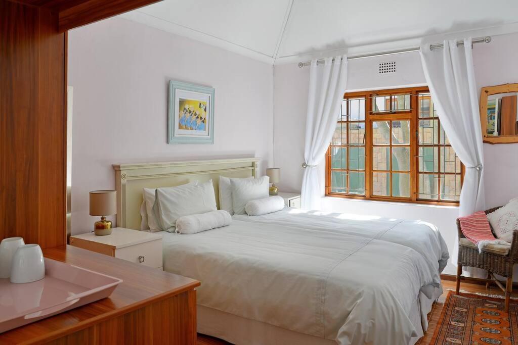 Mawethu Peaceful Garden With Covered Pool And Braai Area Cape Town Ngoại thất bức ảnh